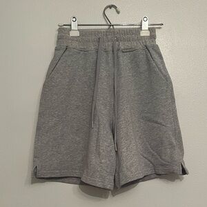 Lululemon Scuba High Rise Women’s Shorts